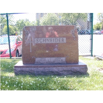 Schneiders_Cemetery 002.JPG